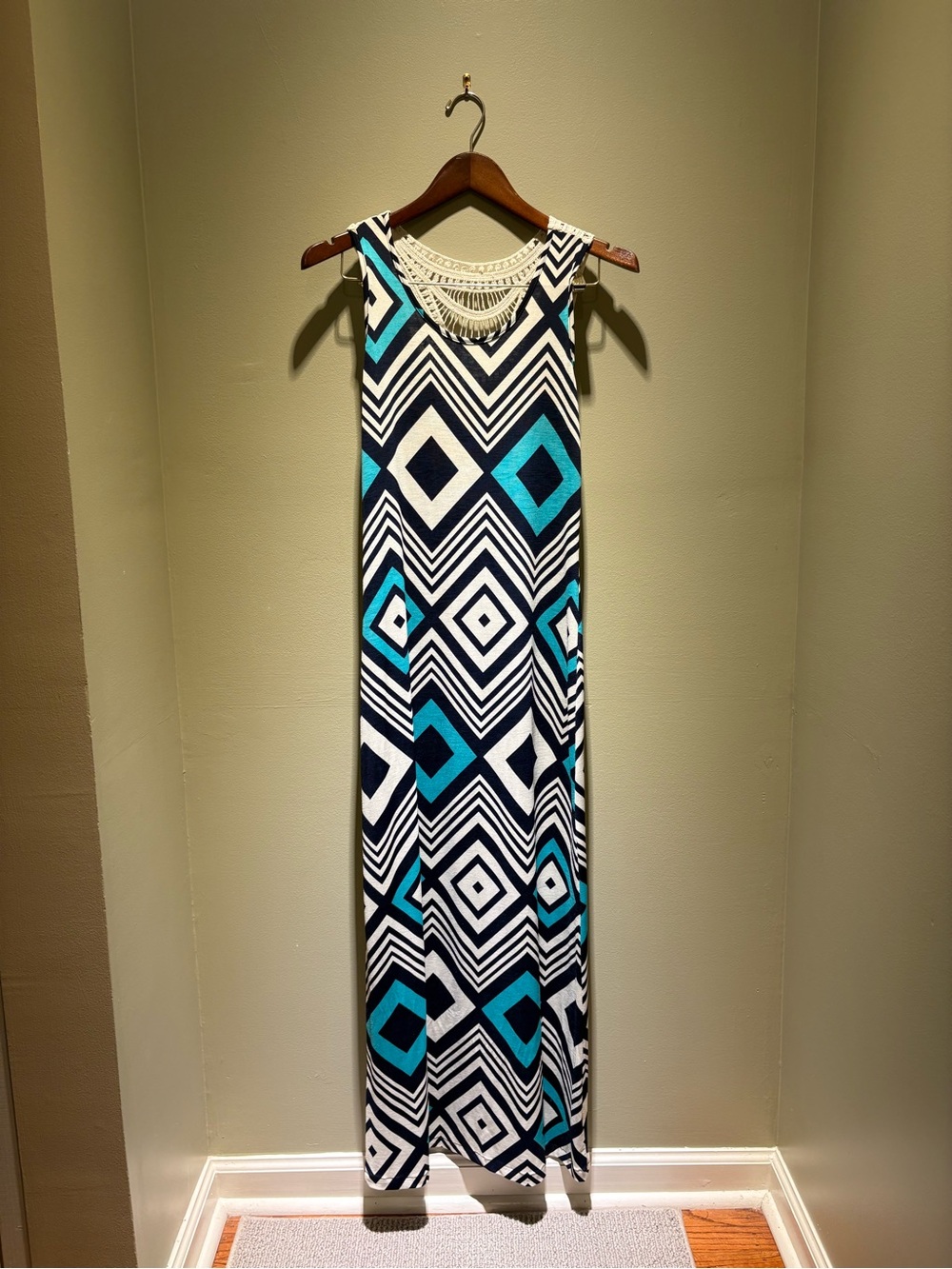 Lightweight Sleek Geometric Maxi Dress in Navy, White & Teal with Crochet Detail